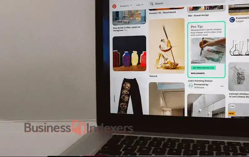 Laptop screen showing an online marketplace with business ideas for students, highlighting the Best Things to Sell in College.